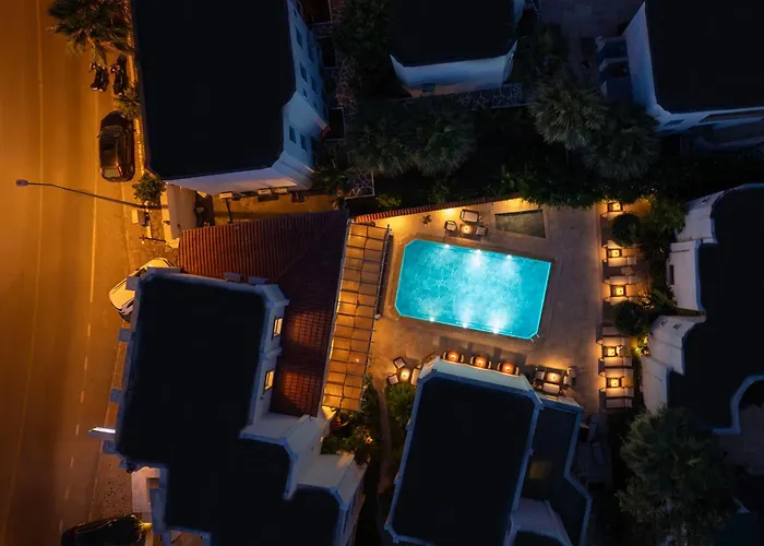 Porto Azul Hotel *